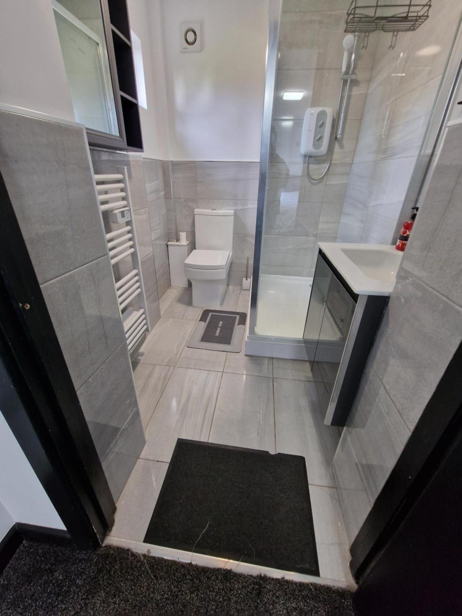 Ckb Flat- Comfort, Cosy, And Secure! Codsall 외부 사진
